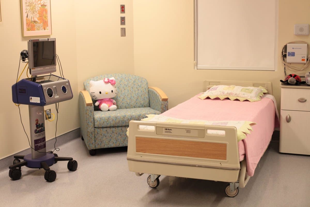 types of simple hospital bed