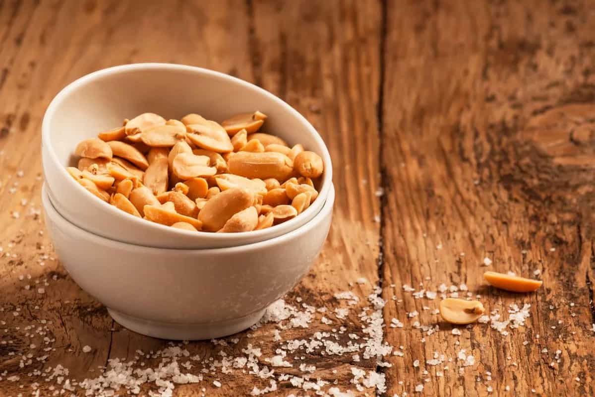 roasted peanuts nutrition