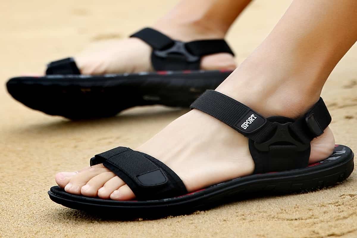 Walkaroo slippers - Men - 1757949365-gemektower.com.vn