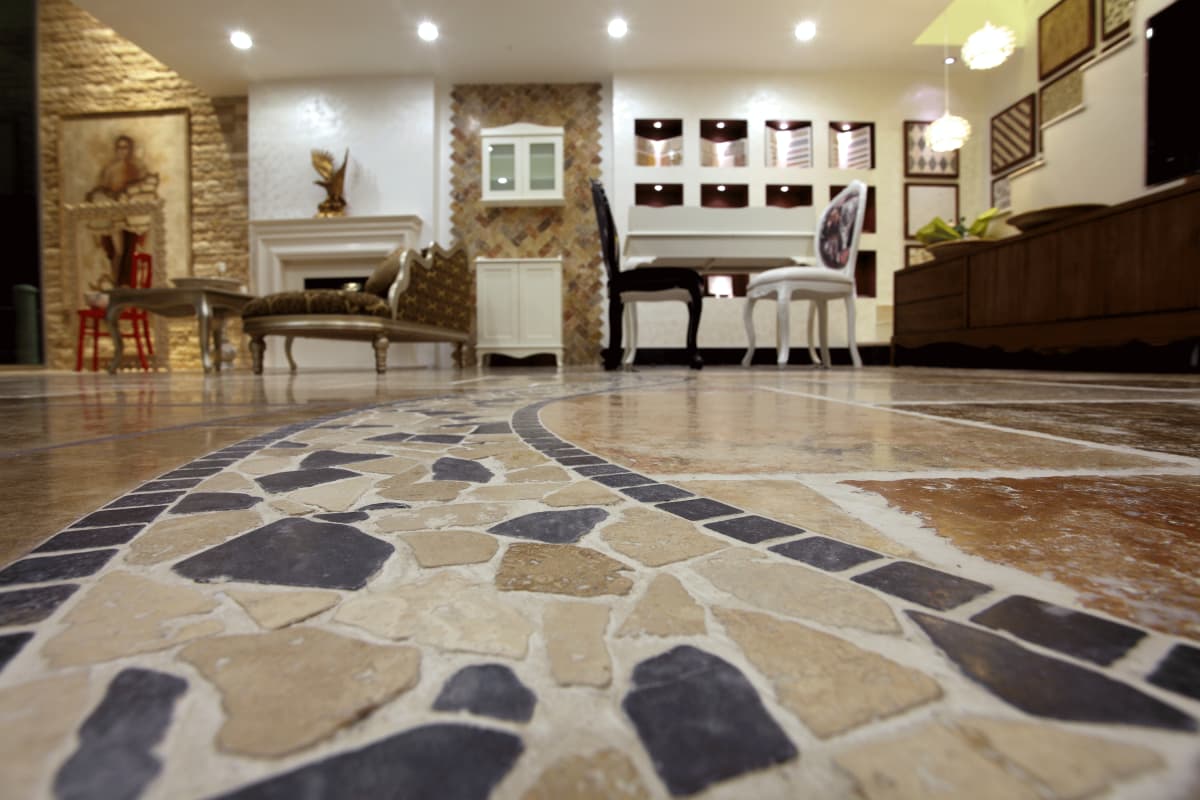 travertine mosaic floor tiles