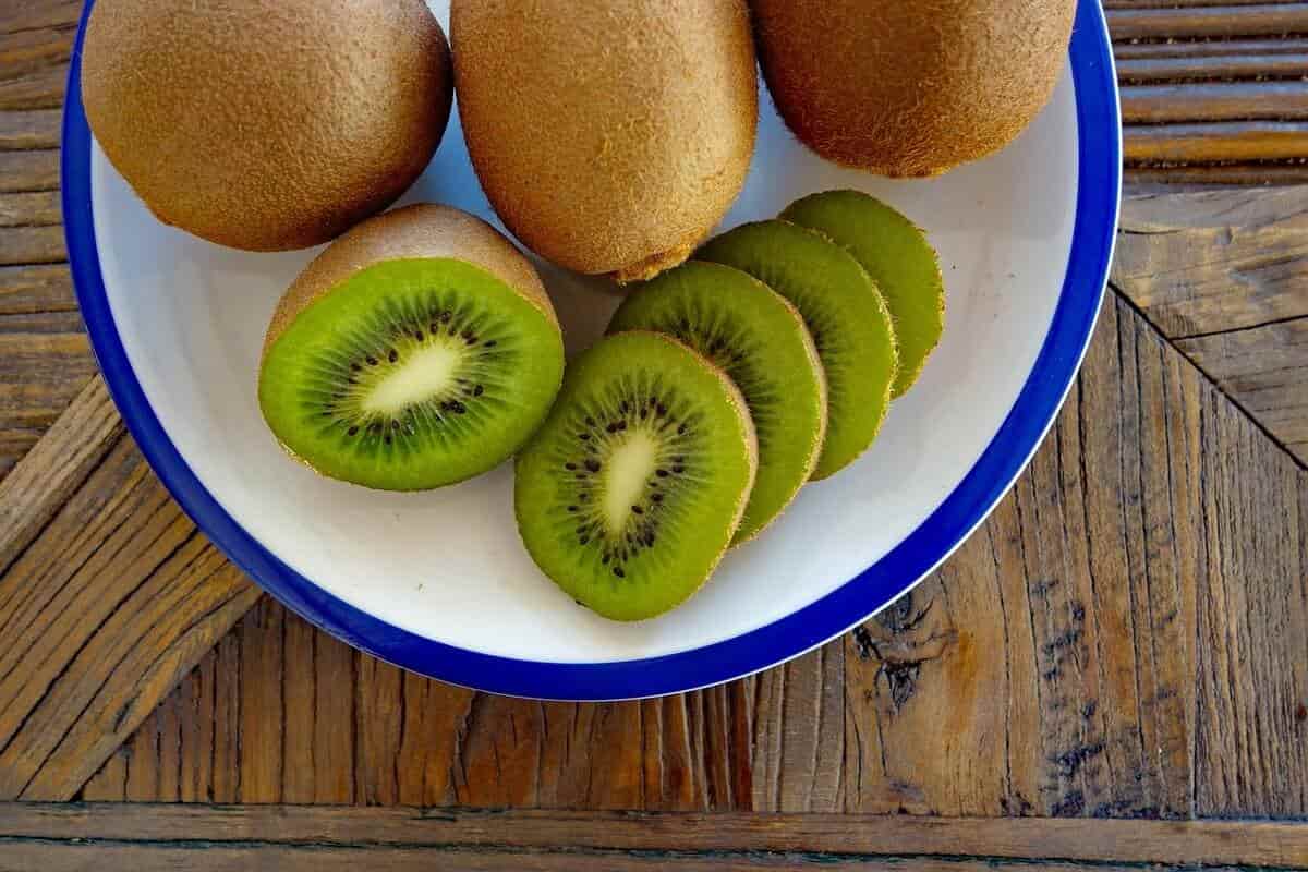 ripe kiwi fruit