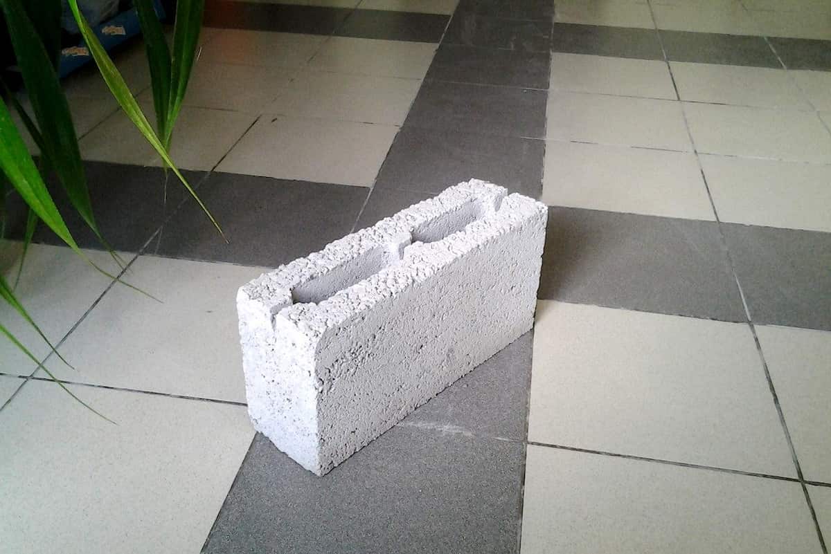 maxi cement bricks