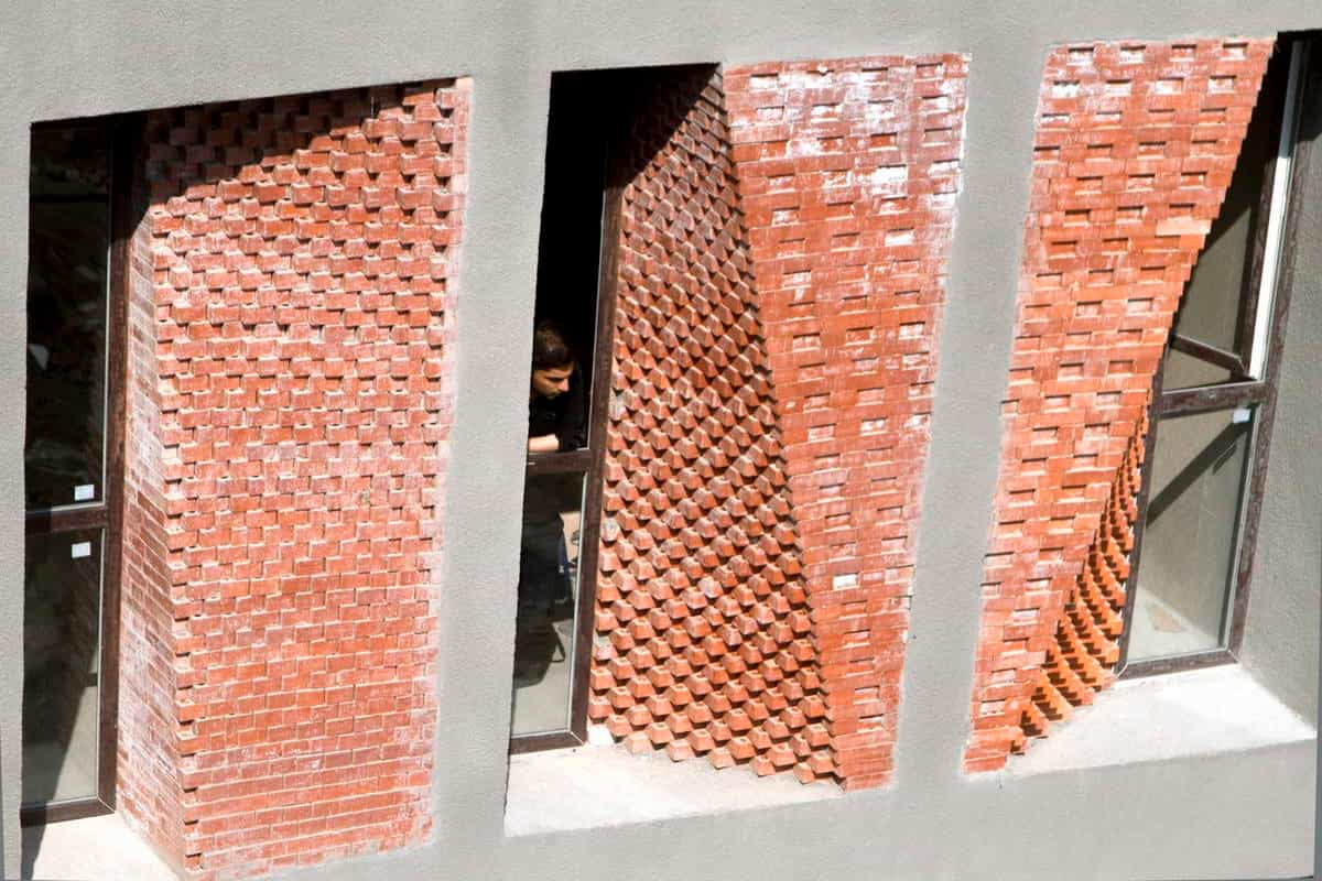 wire cut bricks mysore