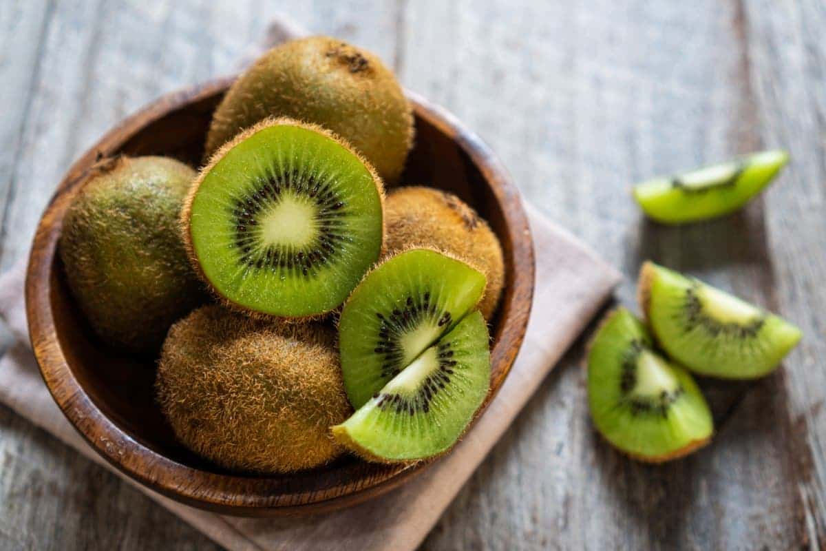 new zealand kiwi fruit yellow