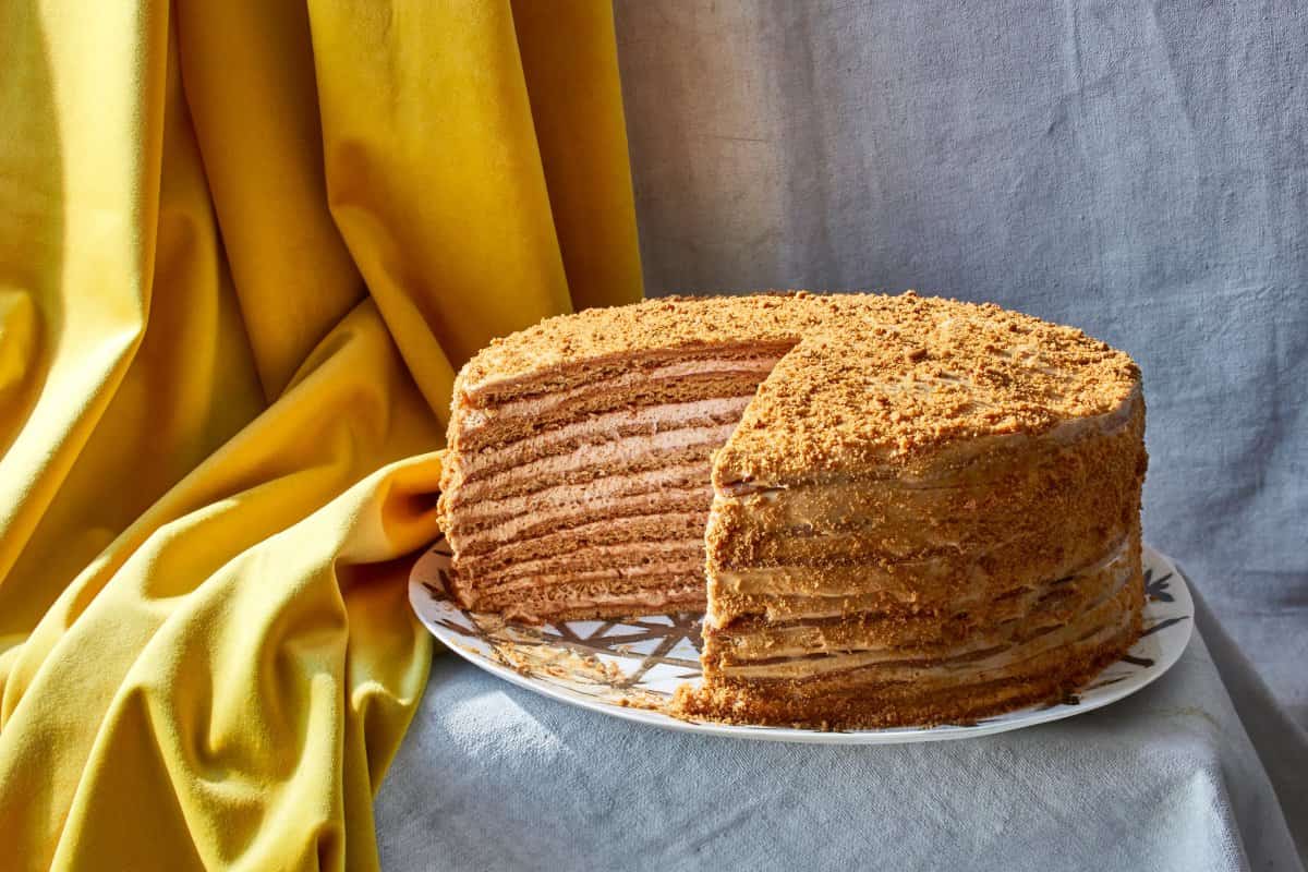Buy MARLENKA online | Honey Cake with walnuts - MARLENKA Enterprises