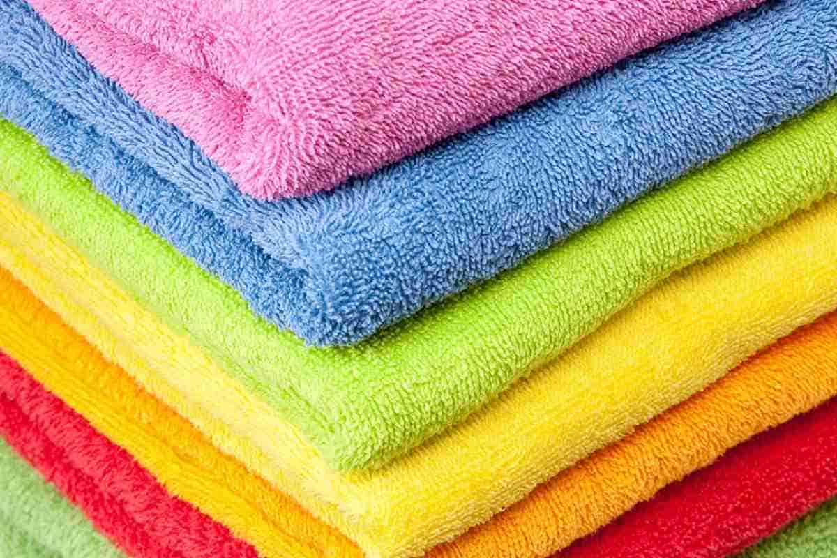 Microfiber Towel (Synthetic Yarns) Resilient Against Bactria - Arad ...