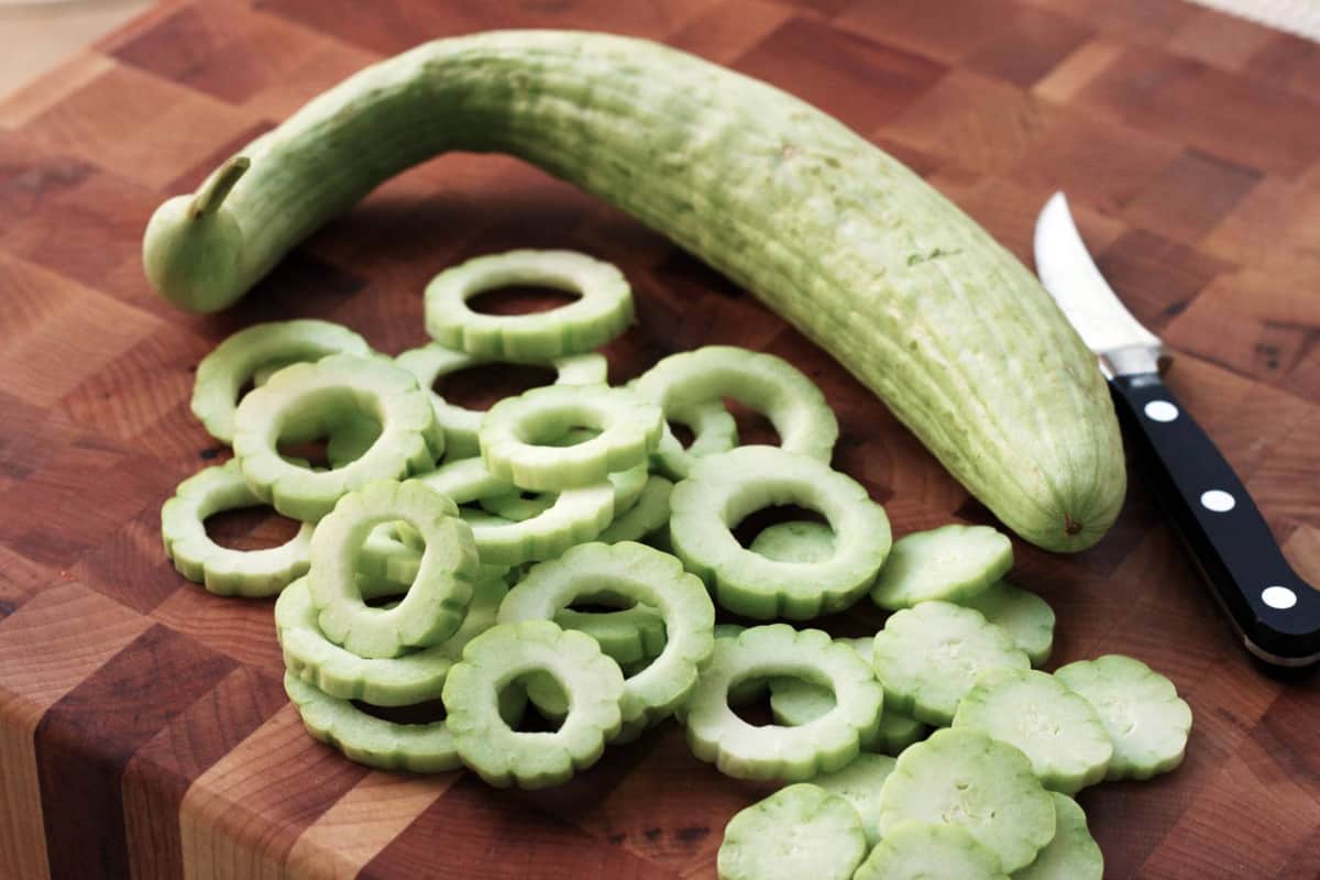 armenian cucumber salad