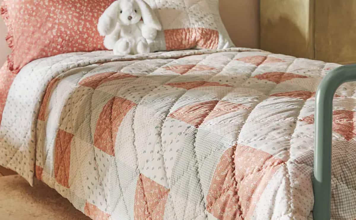 zara quilted throw