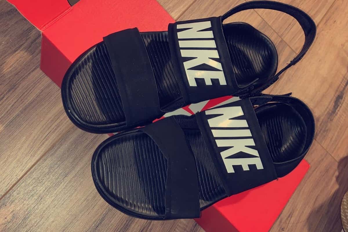nike sandals for boys
