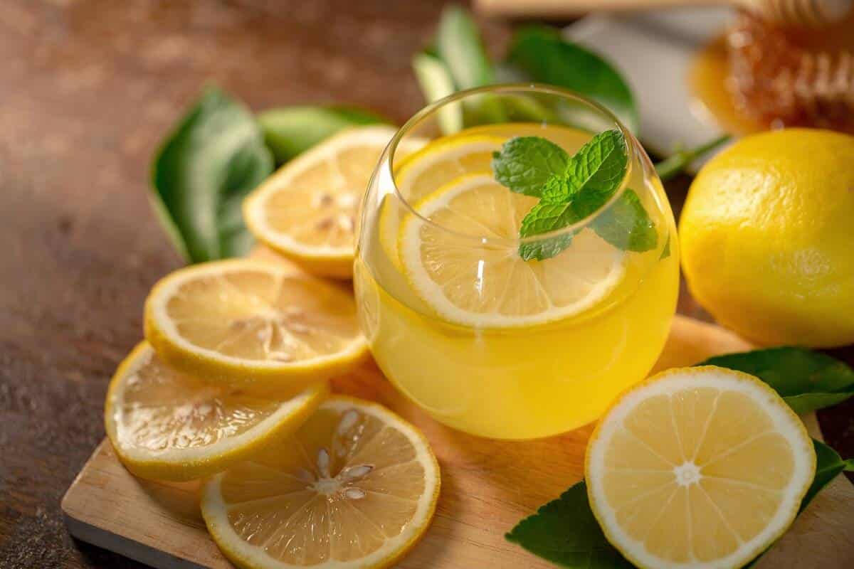 curio sour lemon