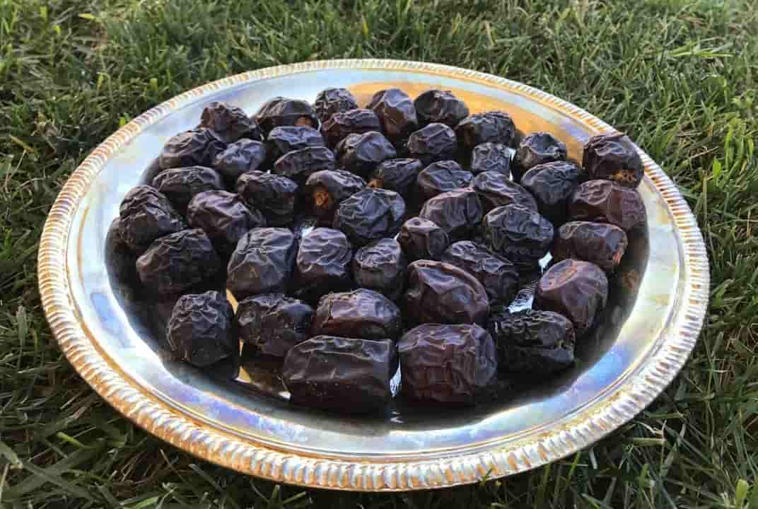 What is mazafati dates?
