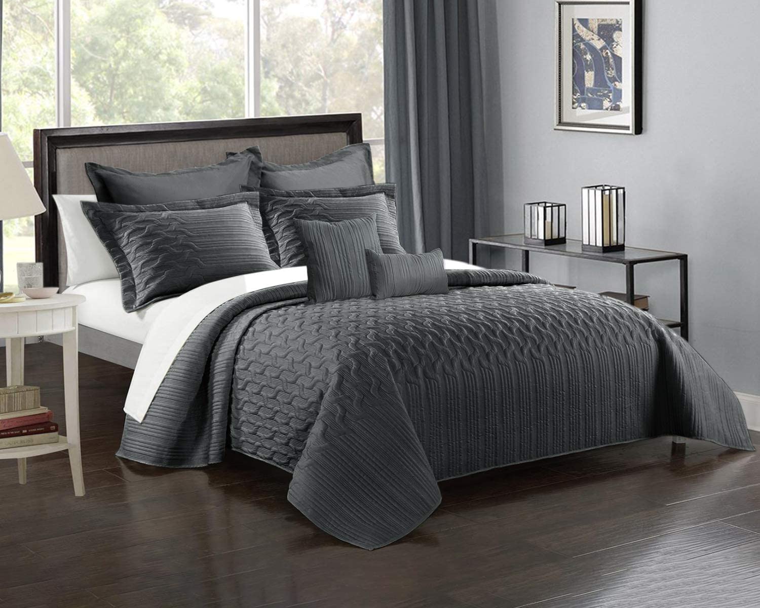 Complete Bed Sets with Blankets 