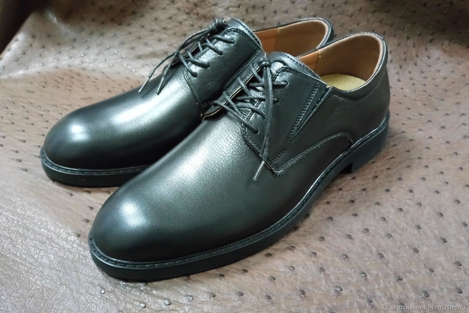 Genuine leather shoes for ladies