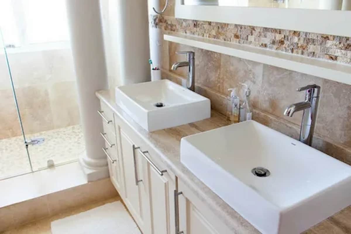Introduction of bathroom sinks