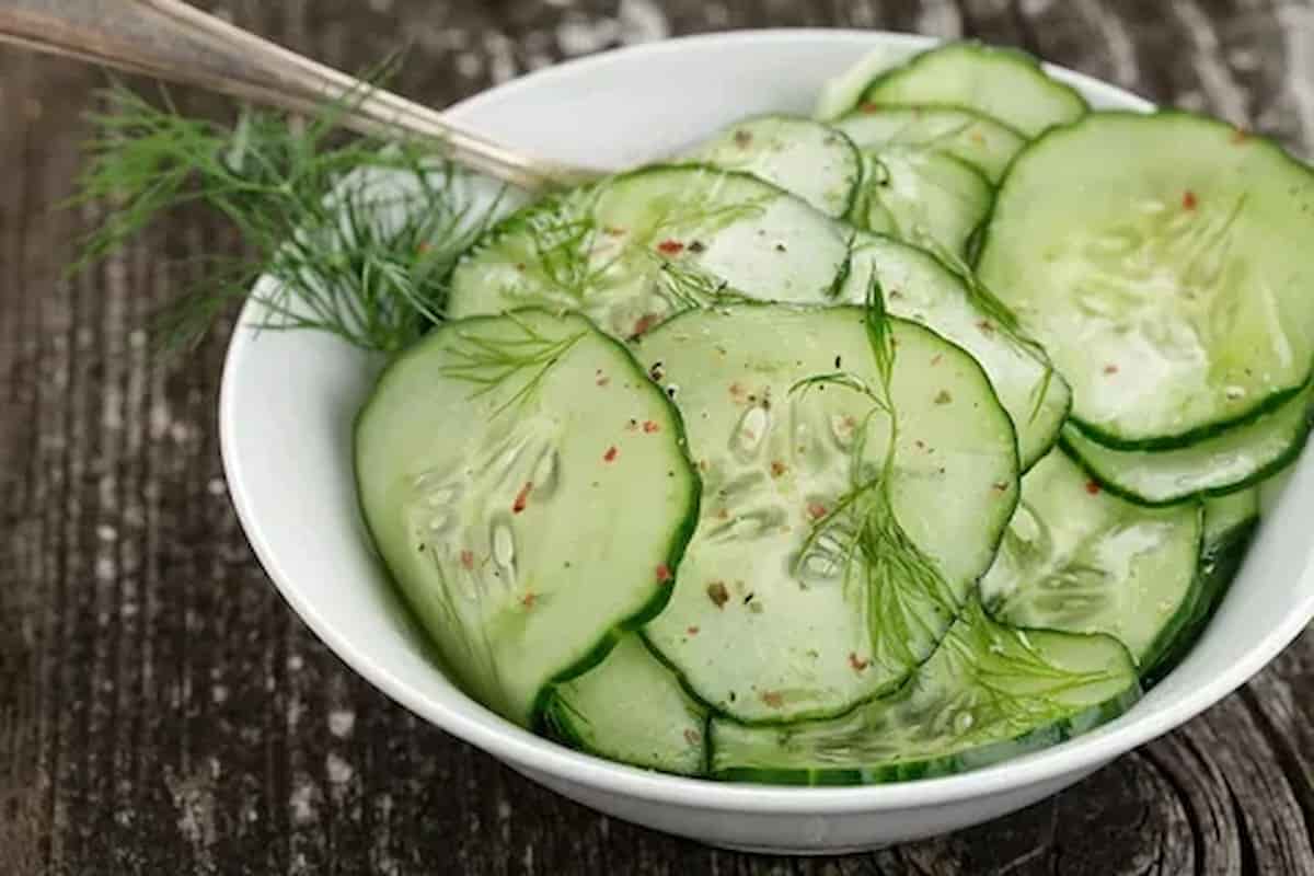 features of organic cucumbers