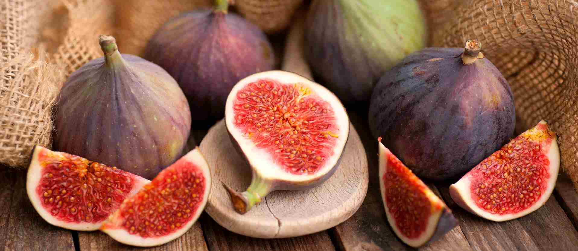 Organic black mission figs
