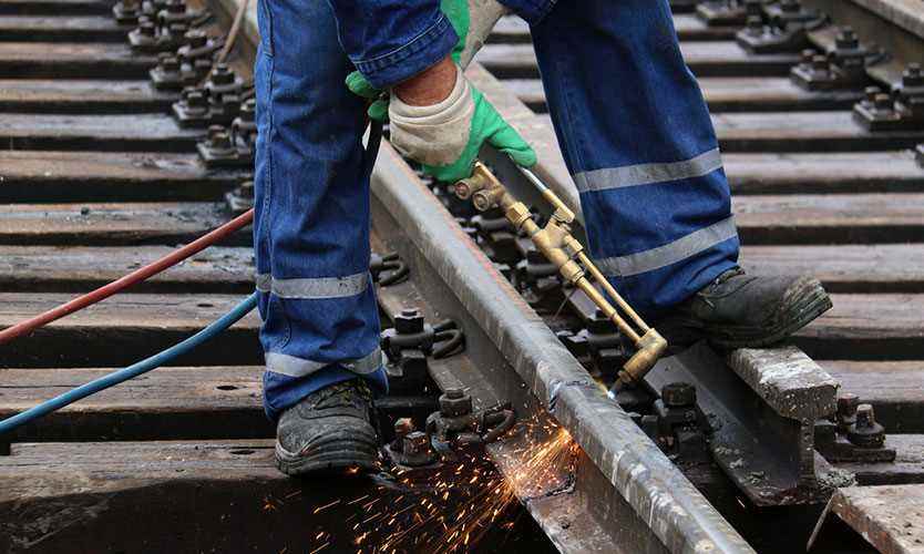 Thermite Welding of Rails