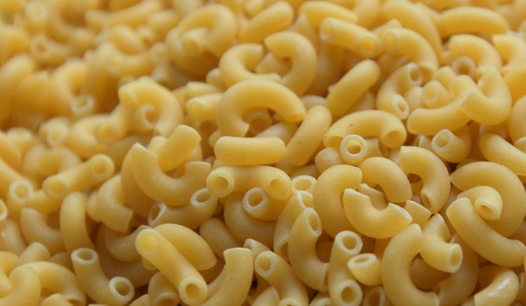 macaroni 1kg price
