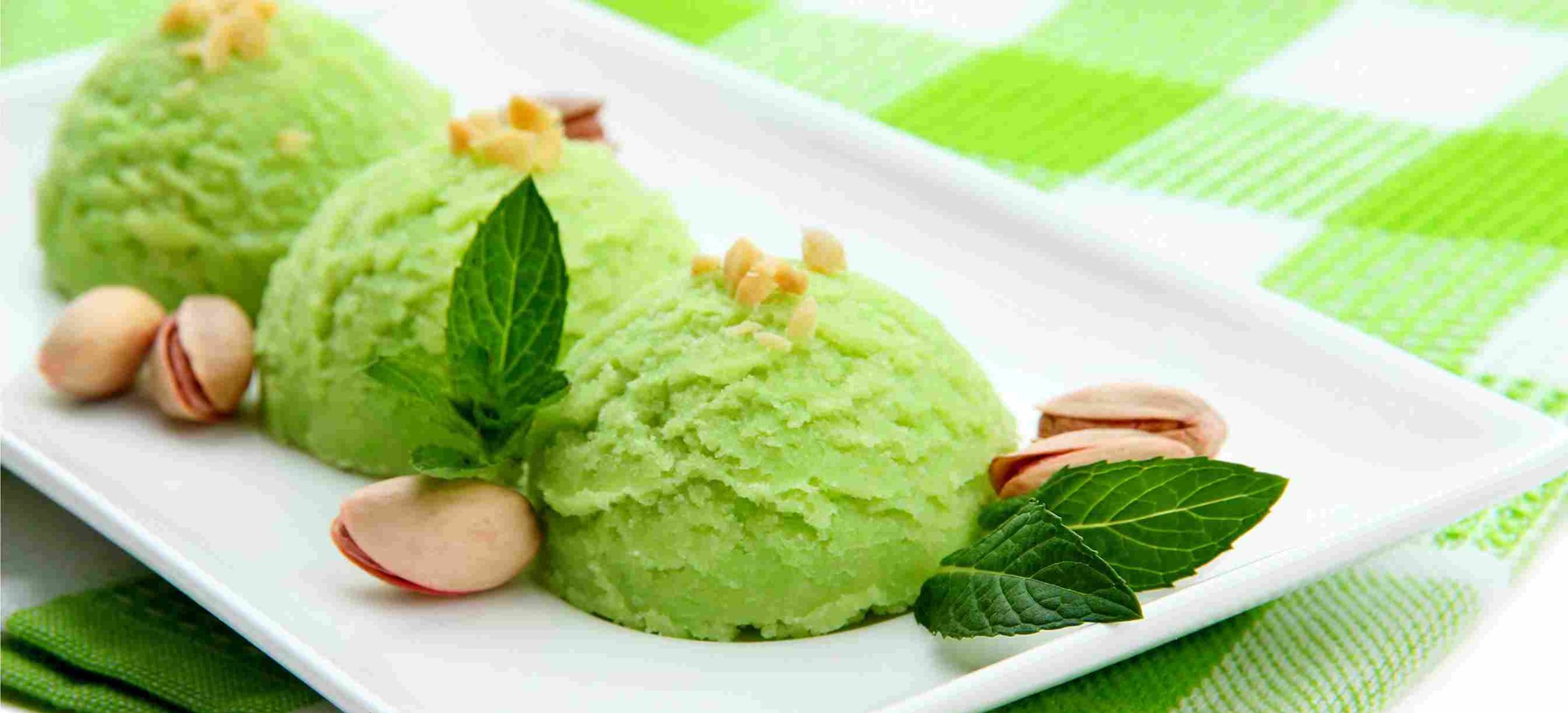 Keto pistachio ice cream