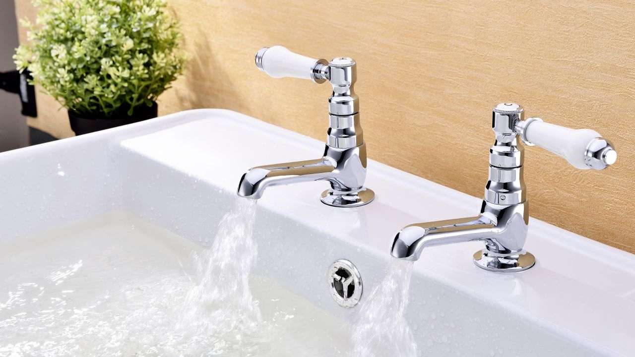 Bathroom sink 2 taps