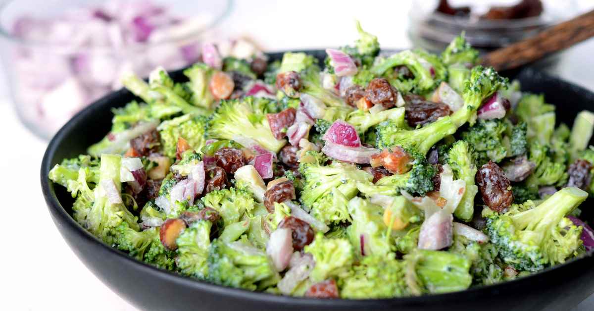 Broccoli salad with raisins
