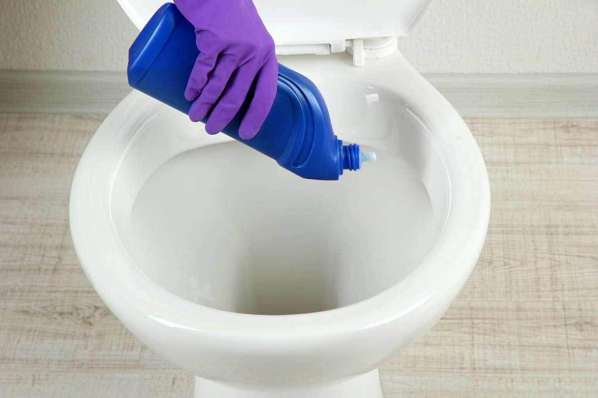 toilet cleaner manufacturers