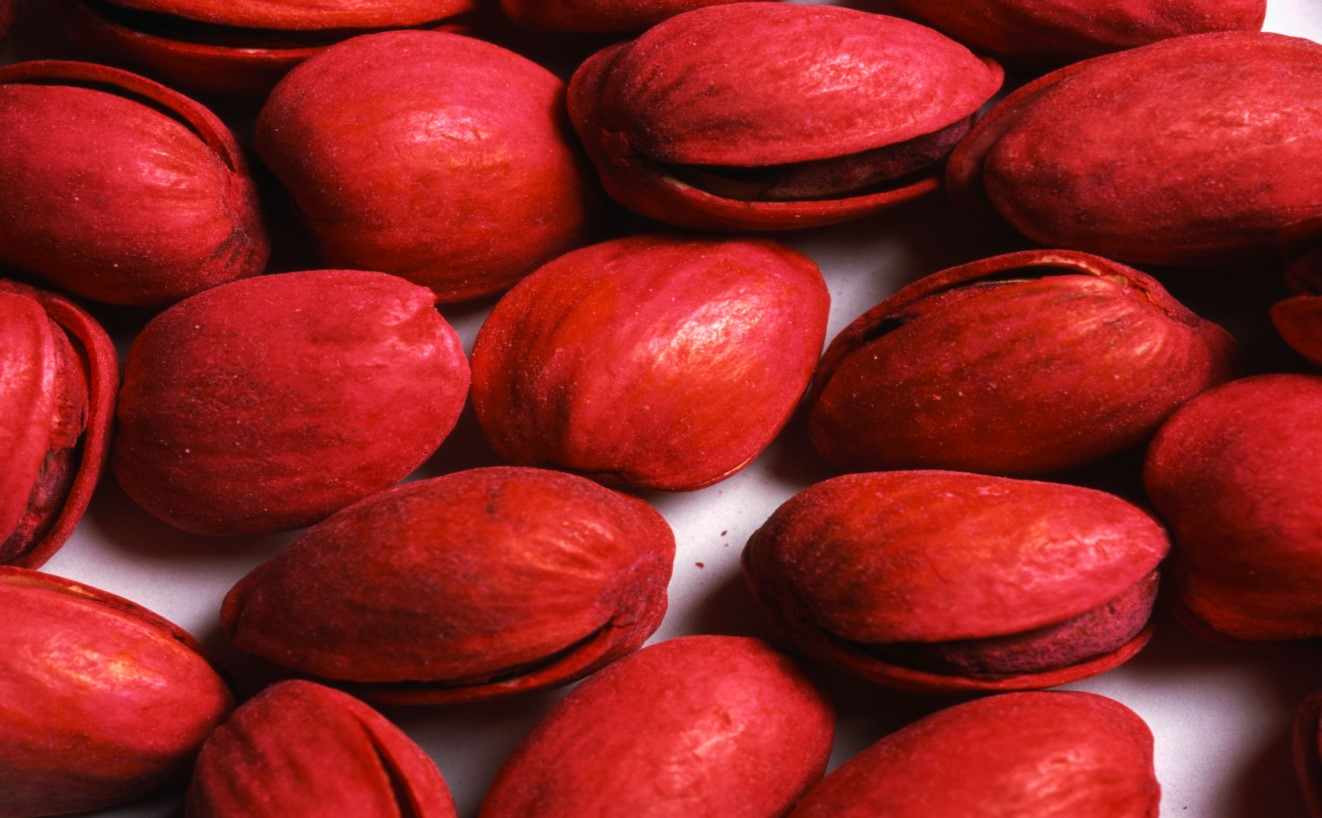 WHY WERE PISTACHIOS DYED RED