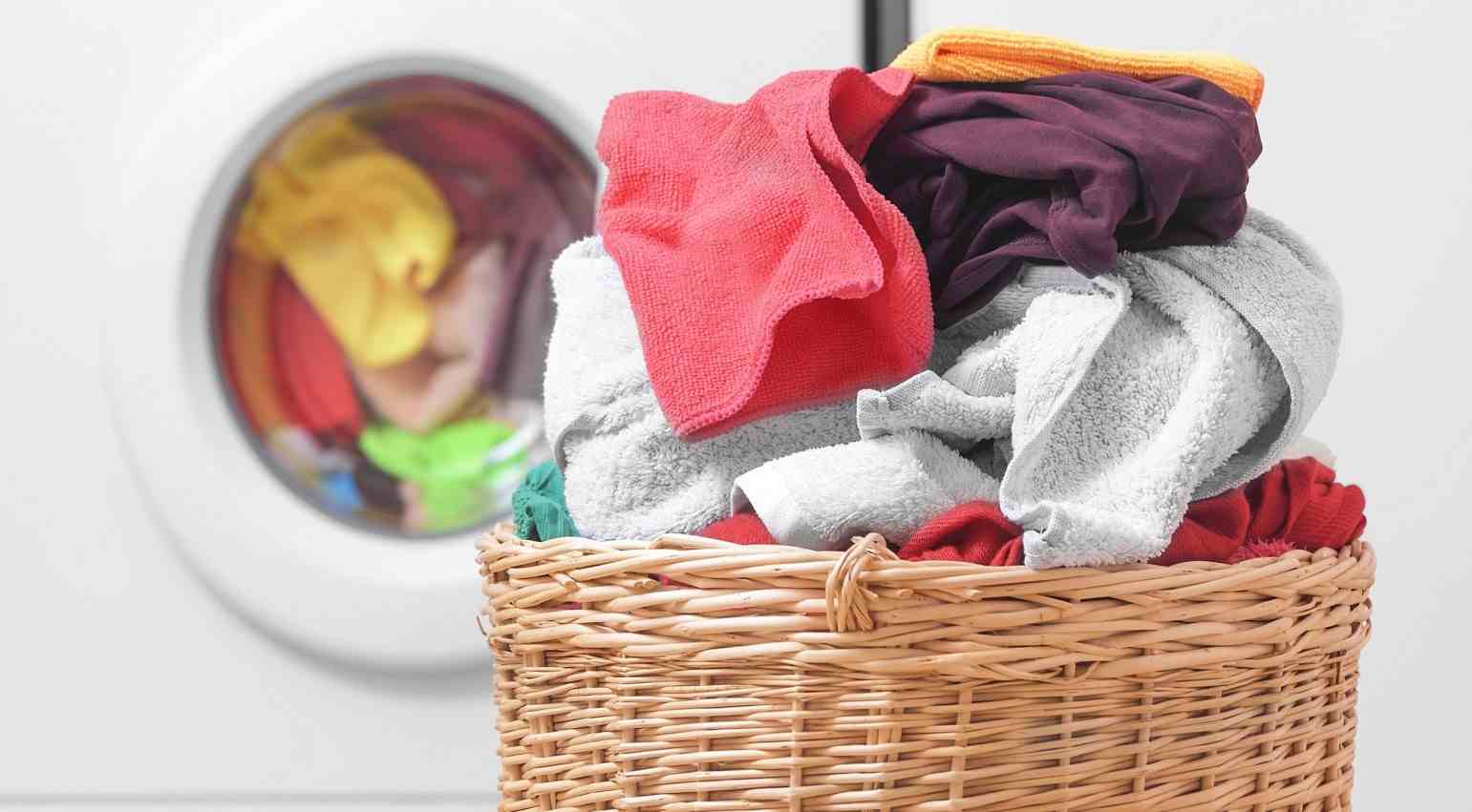 does laundry detergent fade clothes