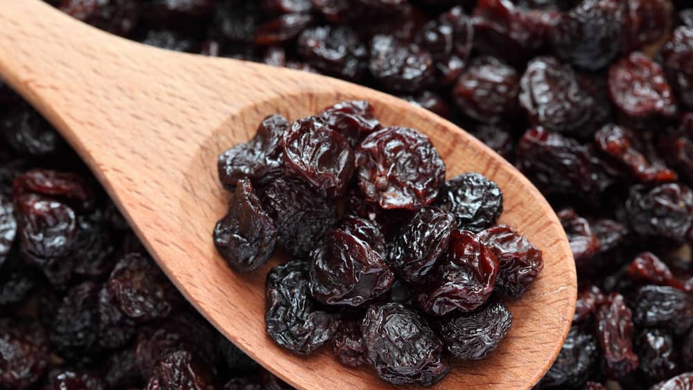 black raisins advantages and disadvantages