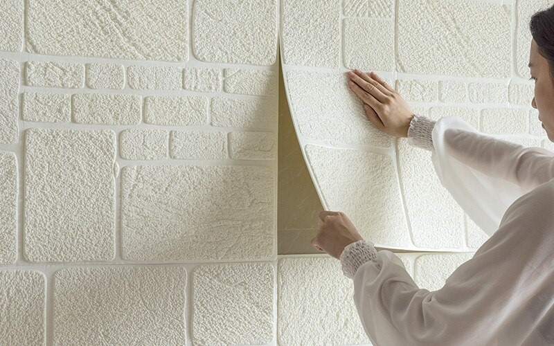Self adhesive wall tiles