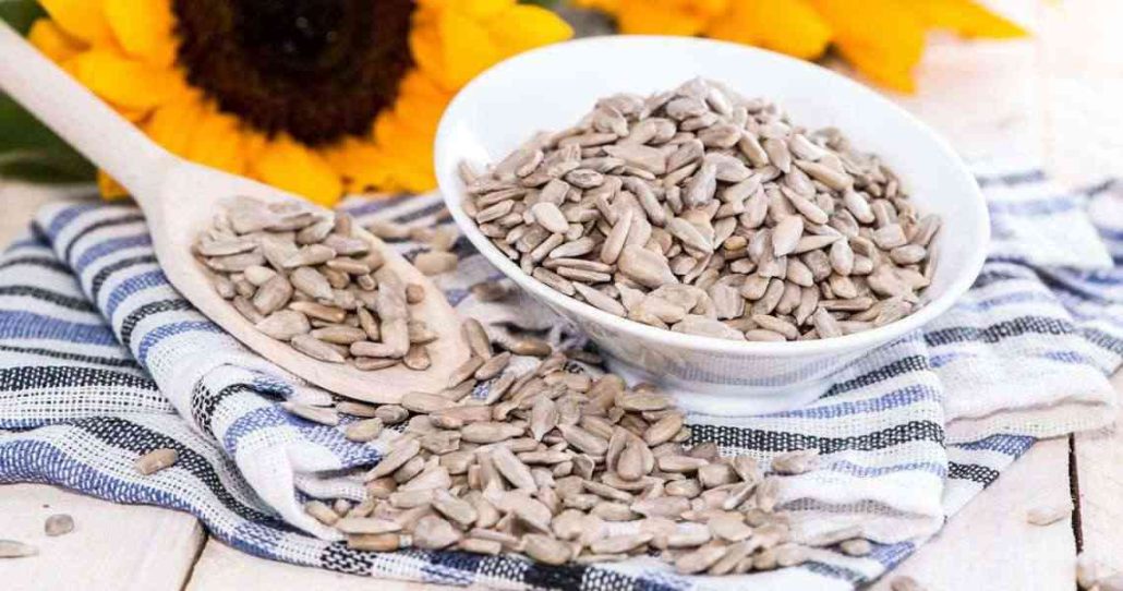 Sunflower seeds benefits for female