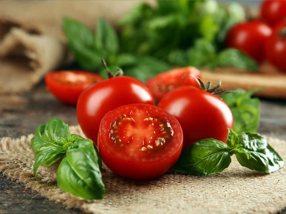 is tomato keto-friendly