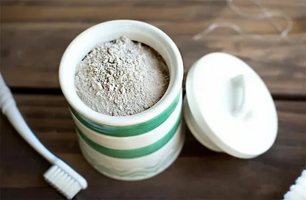 How to Use Bentonite Clay for Teeth