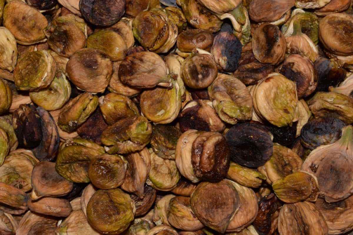 Dried figs 100g