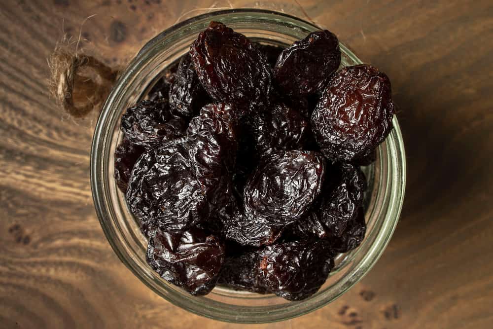 black raisins disadvantages