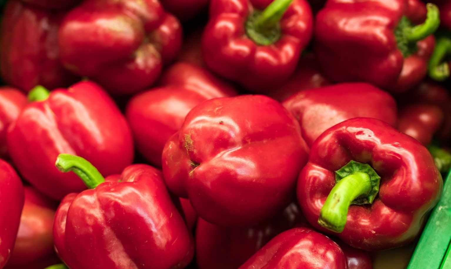 how many calories in a bell pepper