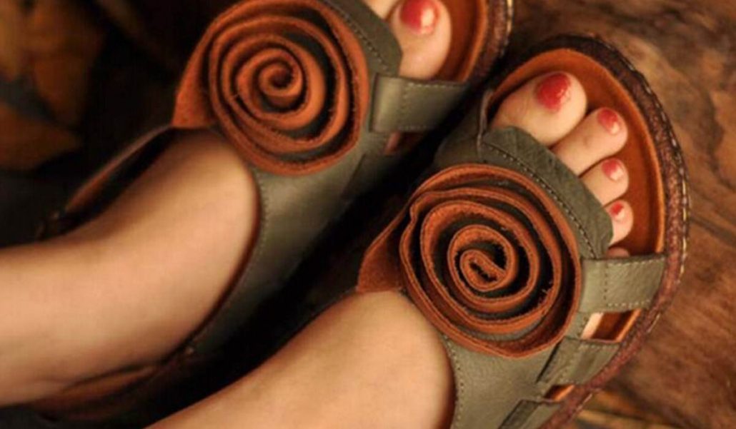 How to Clean Sandals Footbed