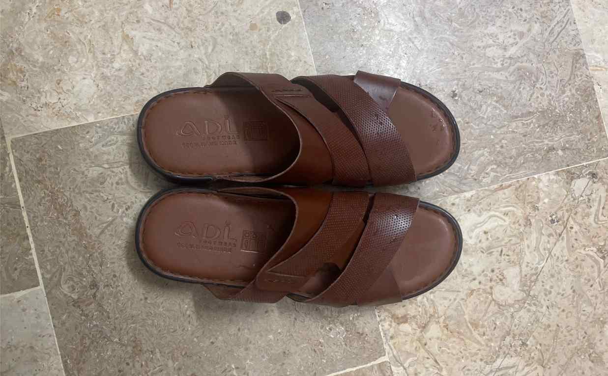 Clarks leather slippers