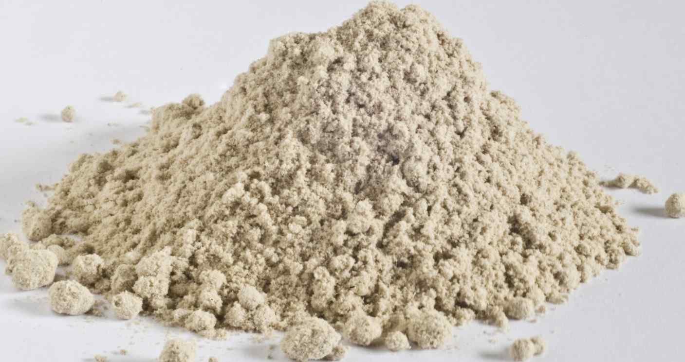 how to use bentonite clay powder