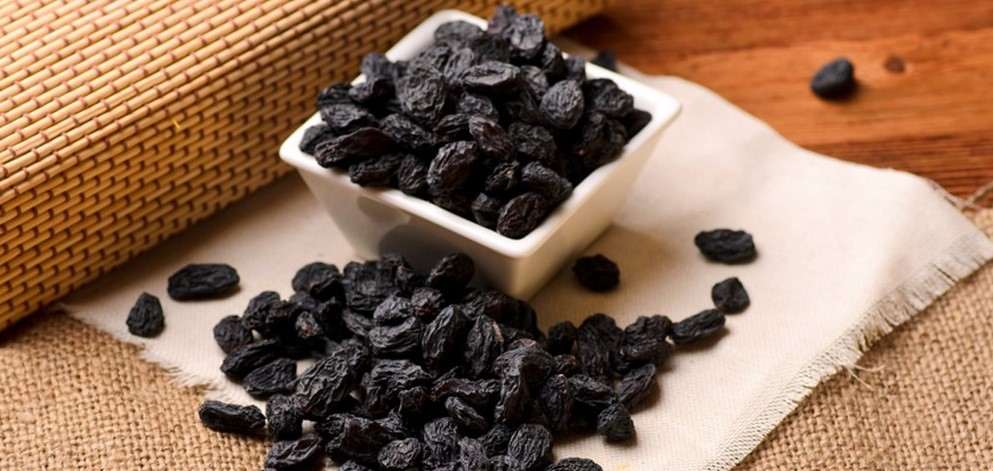 Black raisins are made from