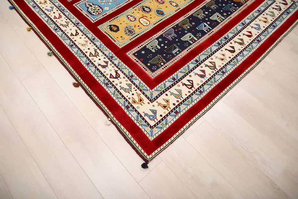 Handmade rugs price in Pakistan