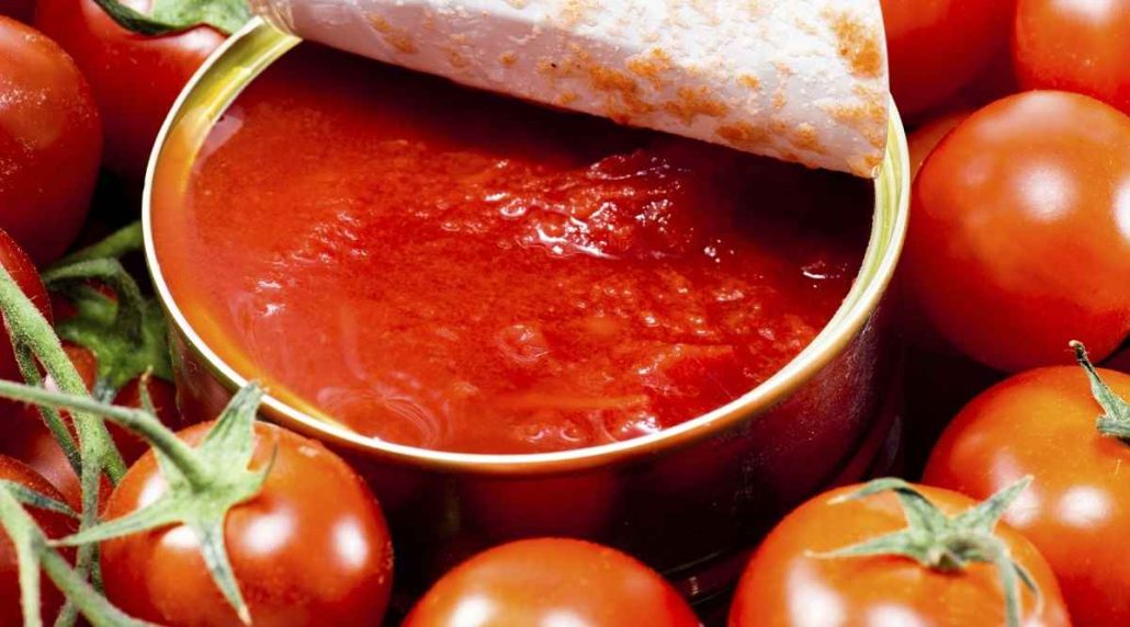 Creamy tomato soup recipe with tomato paste