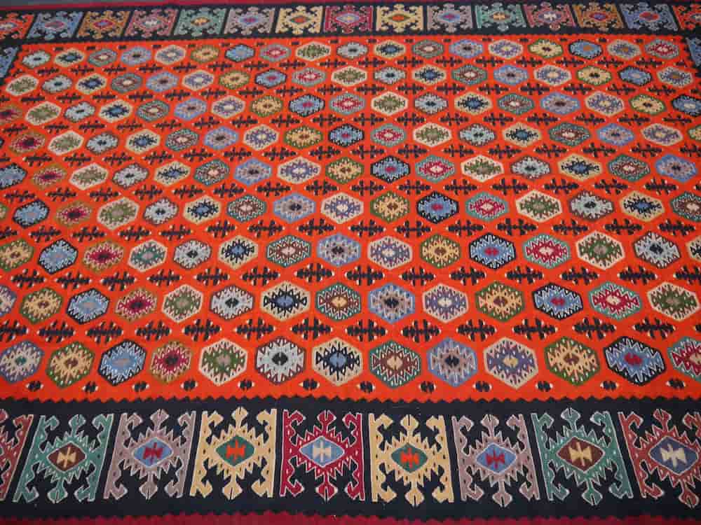 Handmade rugs from Pakistan