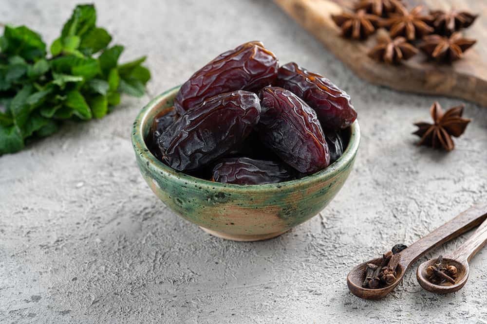 pitted medjool dates wholesale