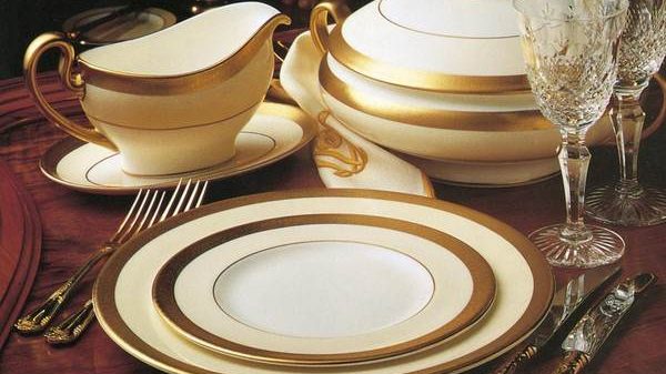 Fine china sets for 8