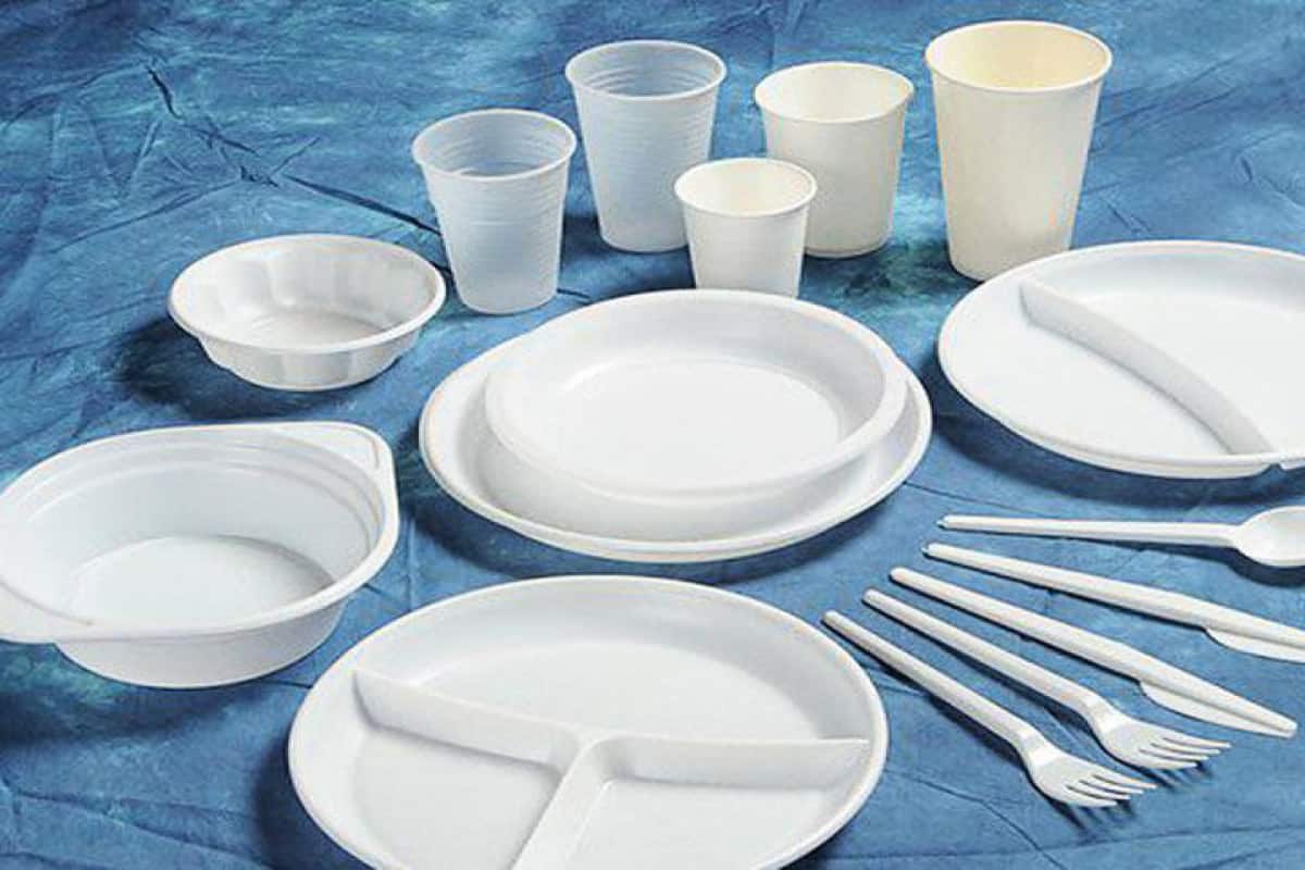 Plastic Outdoor Dinnerware Set