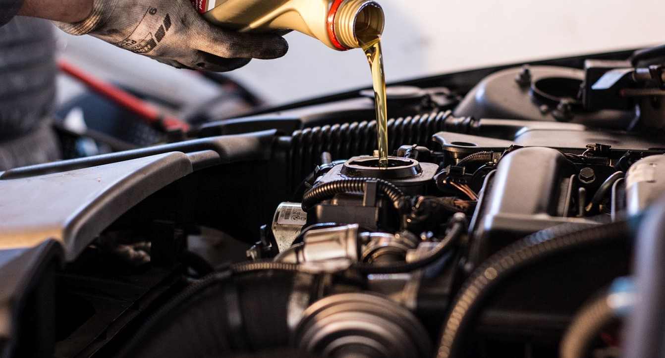 Engine oil used in cars