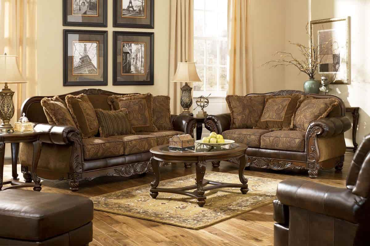 The furniture market reviews