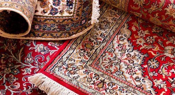 Characteristics of hand-knotted carpets from Yazd