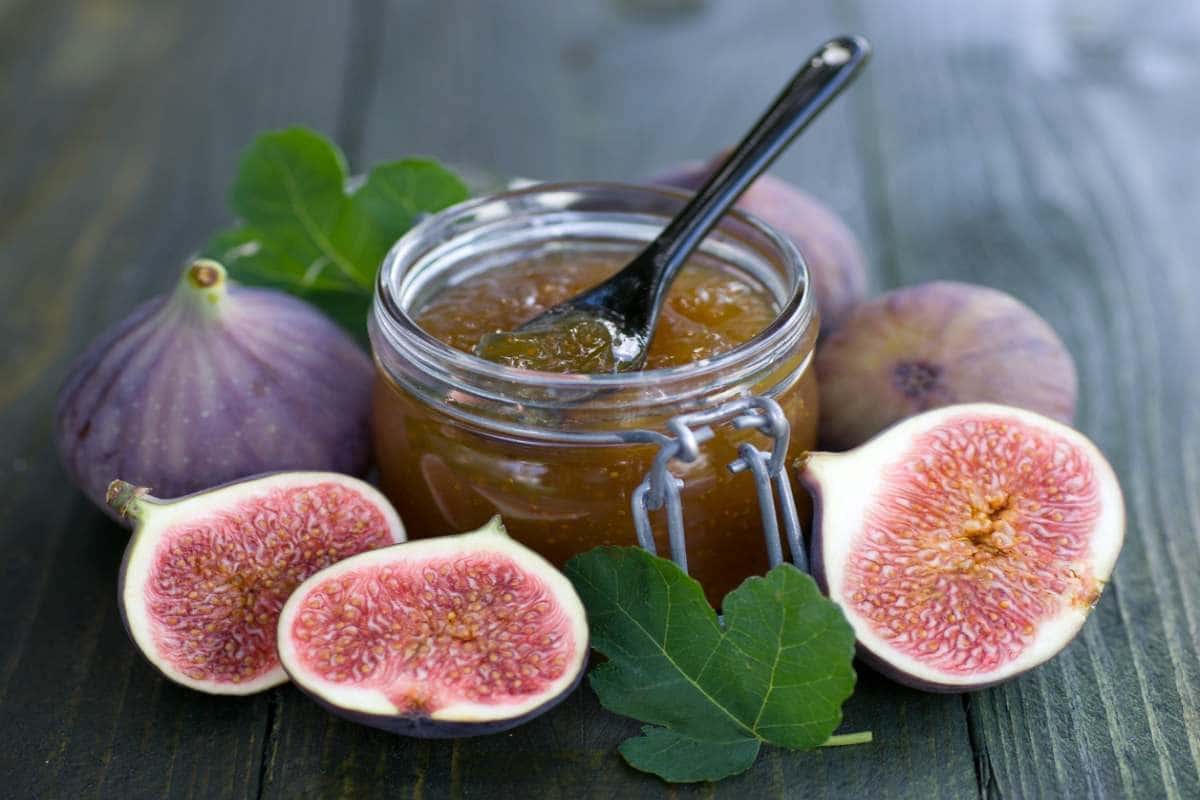 Healthy dried fig jam recipe